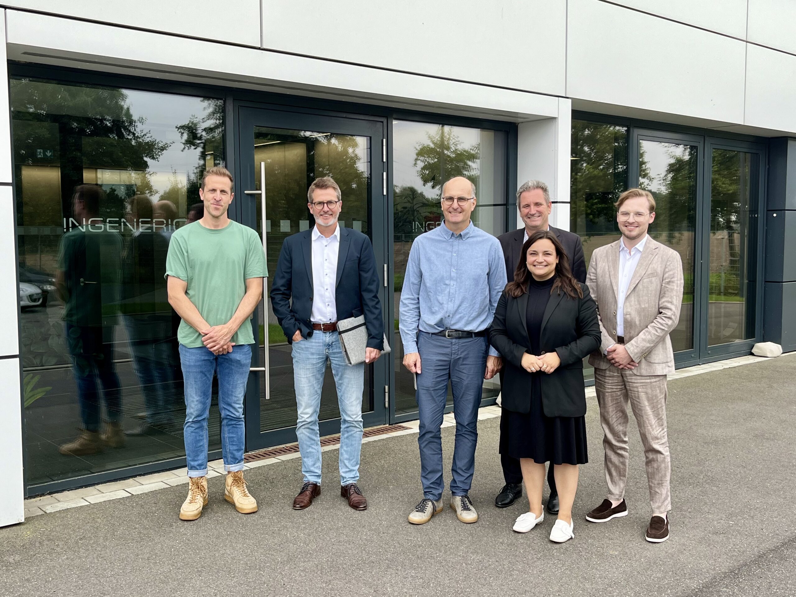 Tom Rasche Bundestagsabgeordnete zu Besuch bei INGENERIC